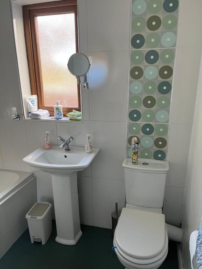 11 Parkmore Street, Ormeau Road, Belfast, Bt7 2Gt, 2 Bedroom House Exterior foto