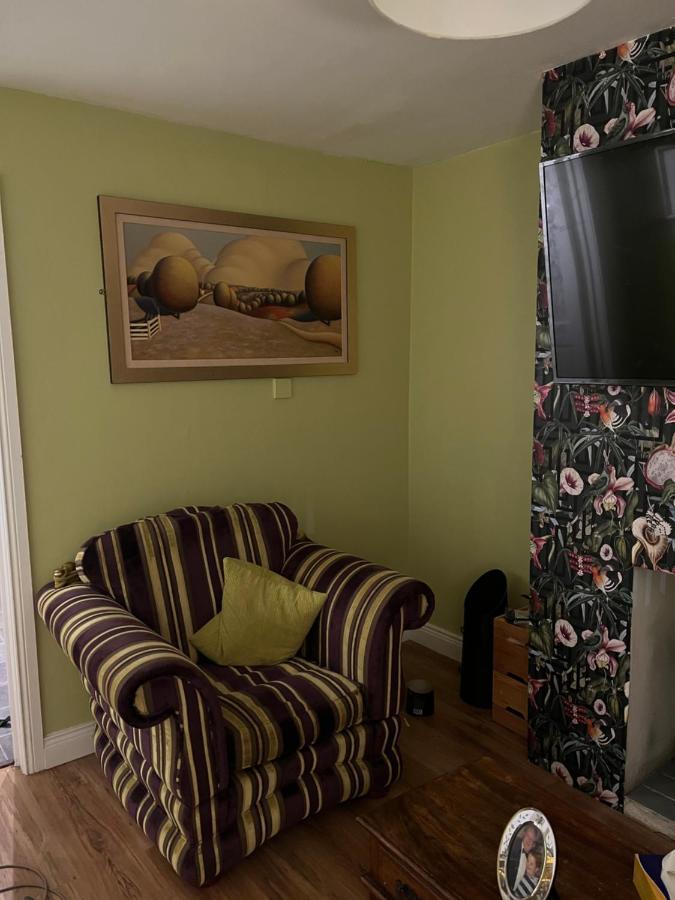 11 Parkmore Street, Ormeau Road, Belfast, Bt7 2Gt, 2 Bedroom House Exterior foto